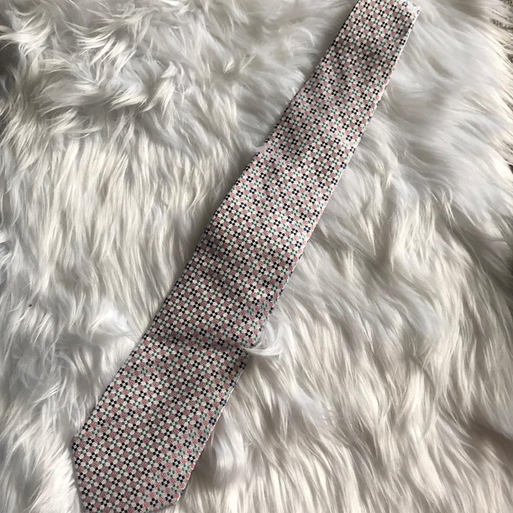 Nina Ricci tie